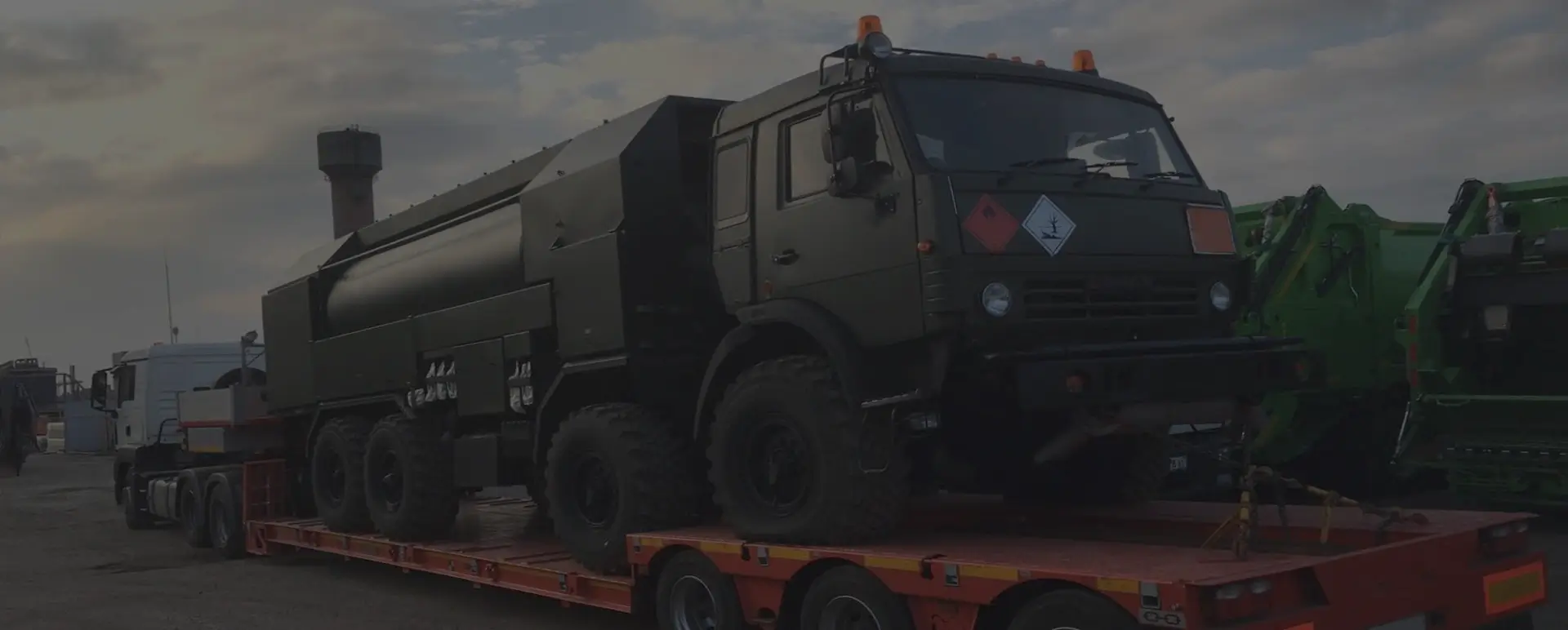 Низкая цена по договору на перевозку военной техники и спецтехники в станице Нововеличковская (Южный округ - Краснодарский край)