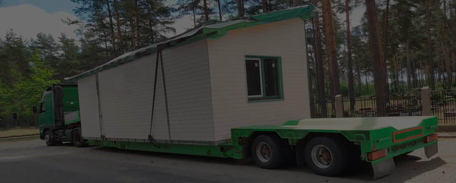 Сделать расчет цены на доставку тралом модульных домов в станице Нововеличковская (Южный округ - Краснодарский край) в онлайн калькуляторе